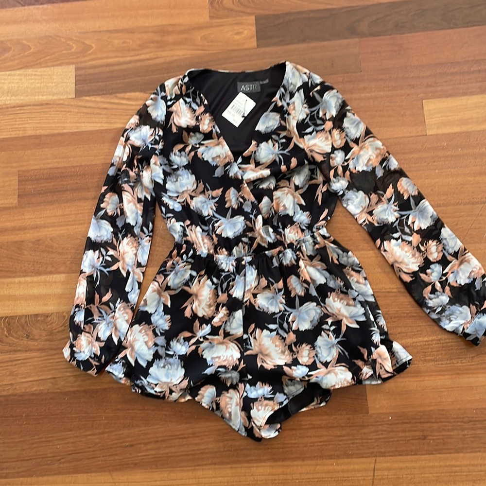 Astr Floral Long Sleeve Romper - Black and Cream